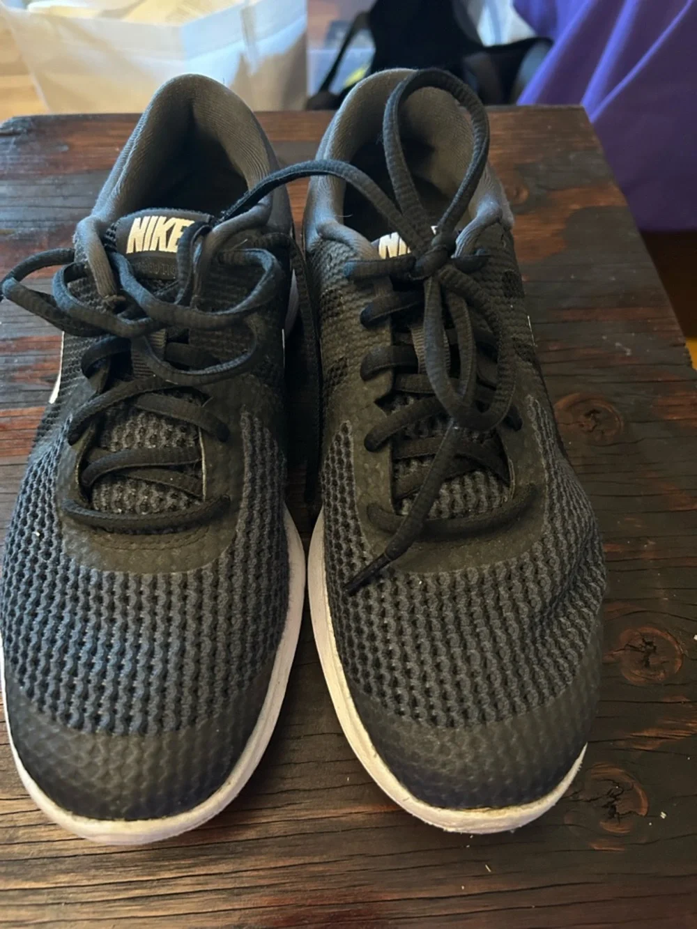 Nike Black Athletic Sneakers with White Logo - Picture 1 of 5